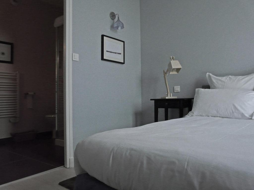 Hôtel Courtille de Solutré Habitación foto